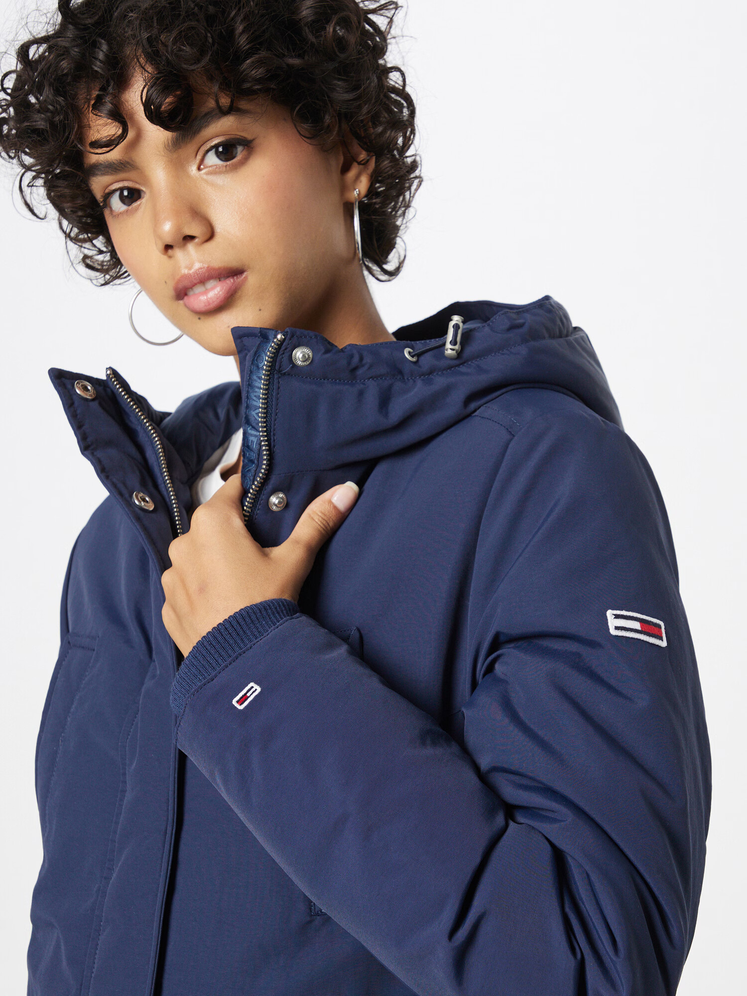 Tommy Jeans Zimná parka námornícka modrá - Pepit.sk