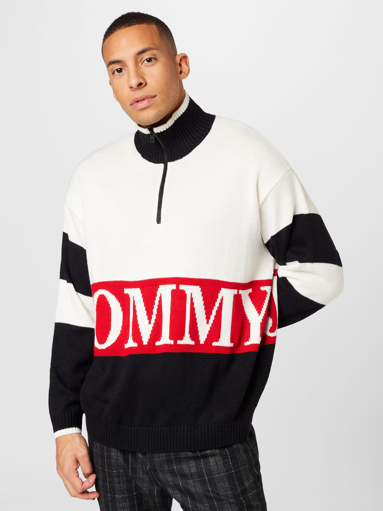 Tommy Jeans Sveter červená / čierna / biela - Pepit.sk