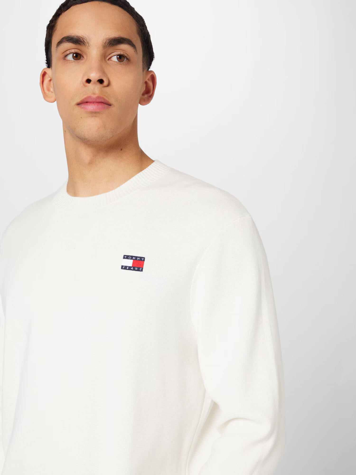 Tommy Jeans Sveter námornícka modrá / ohnivo červená / biela - Pepit.sk