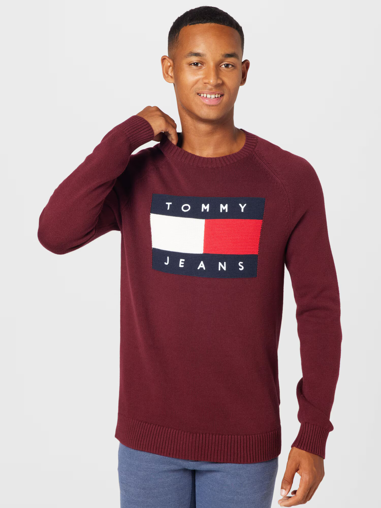 Tommy Jeans Sveter námornícka modrá / vínovo červená / svetločervená / biela - Pepit.sk