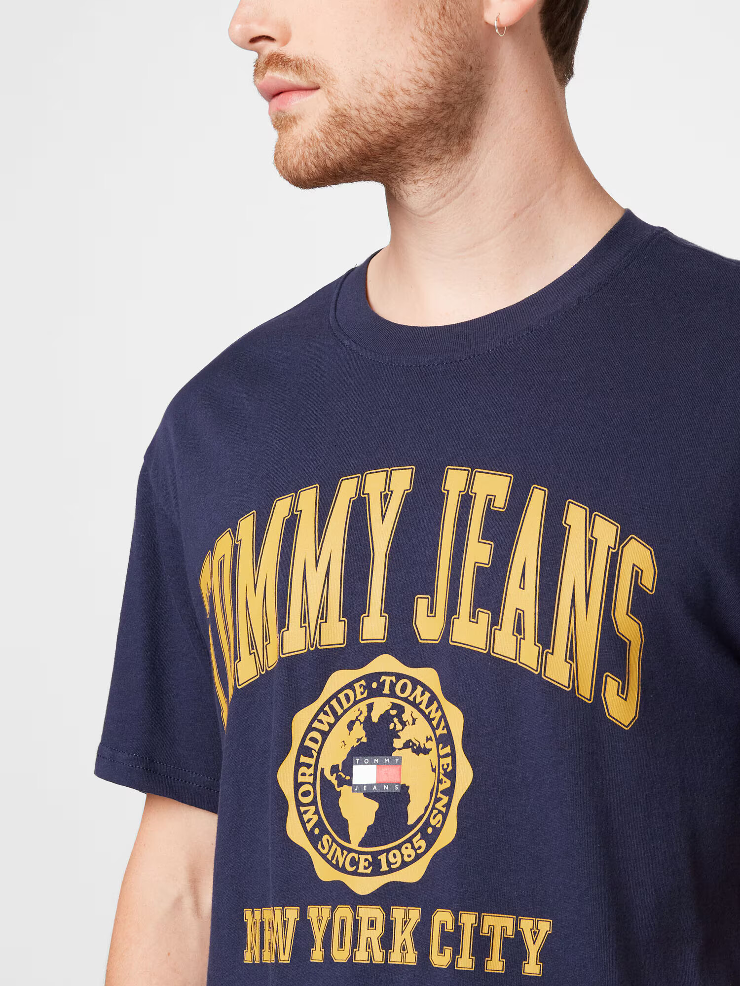 Tommy Jeans Tričko námornícka modrá / zlatá žltá / červená / biela - Pepit.sk