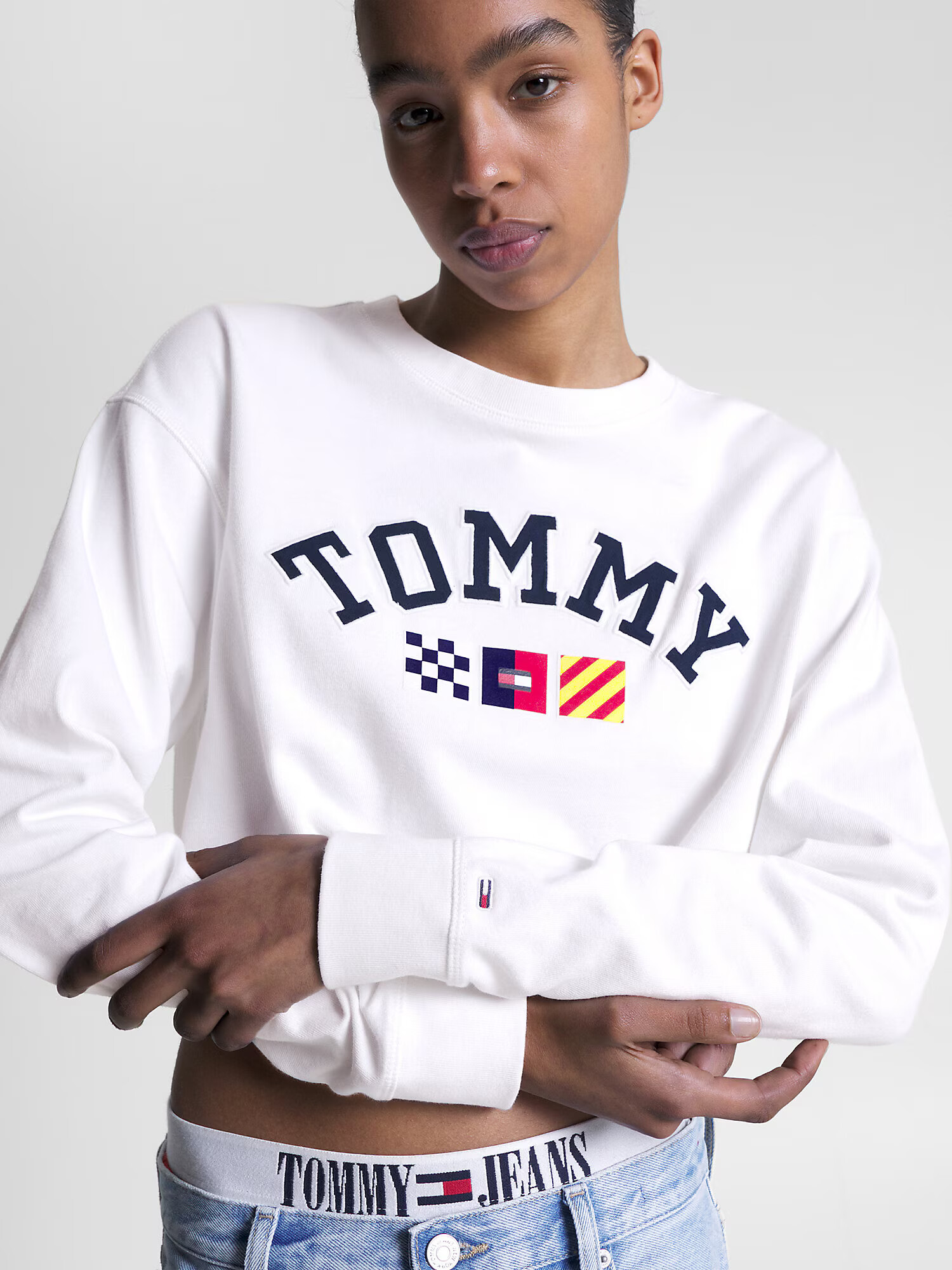 Tommy Jeans Tričko tmavomodrá / žltá / červená / šedobiela - Pepit.sk