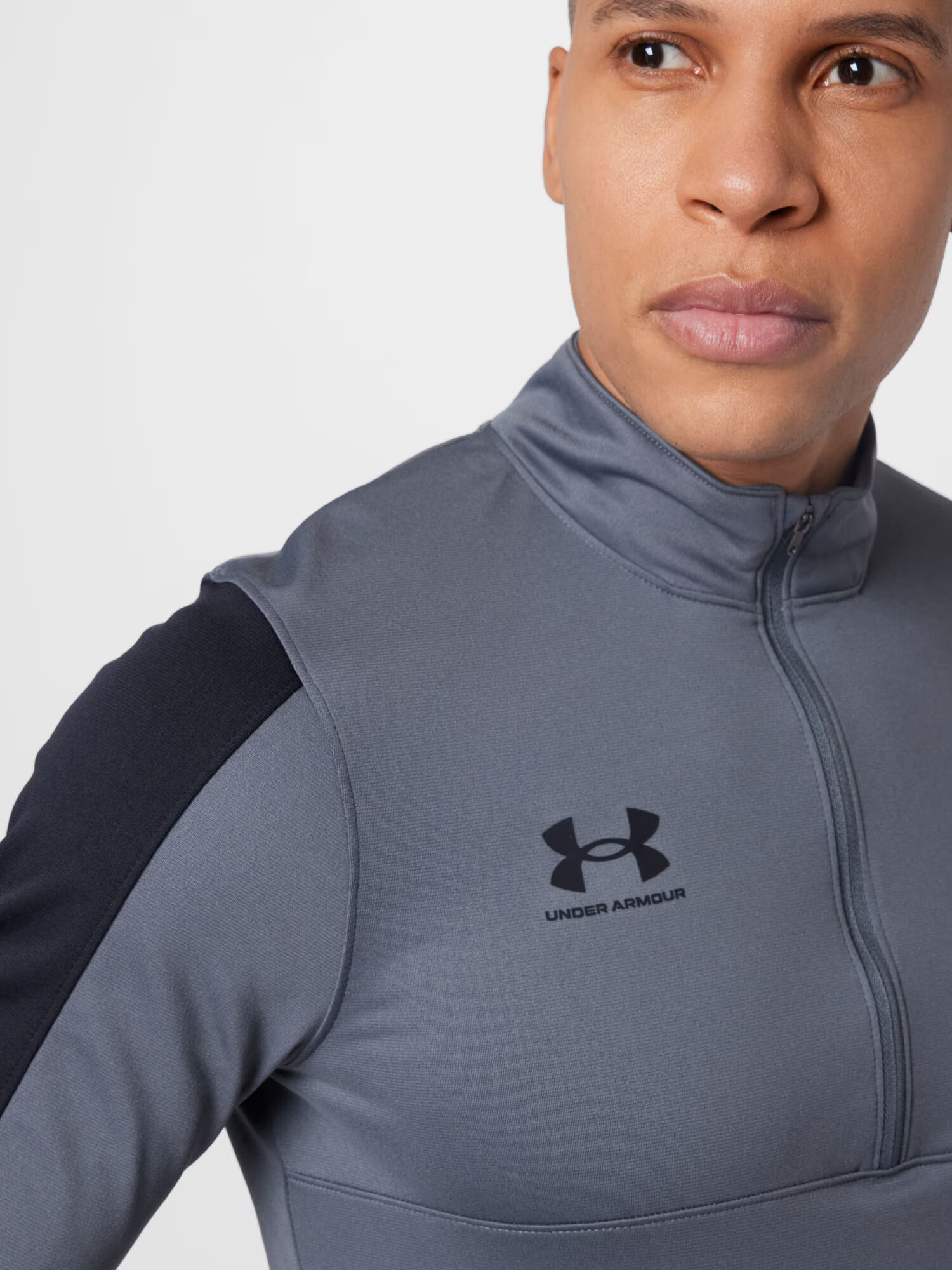 UNDER ARMOUR Funkčné tričko 'Challenger' sivá / tmavosivá - Pepit.sk