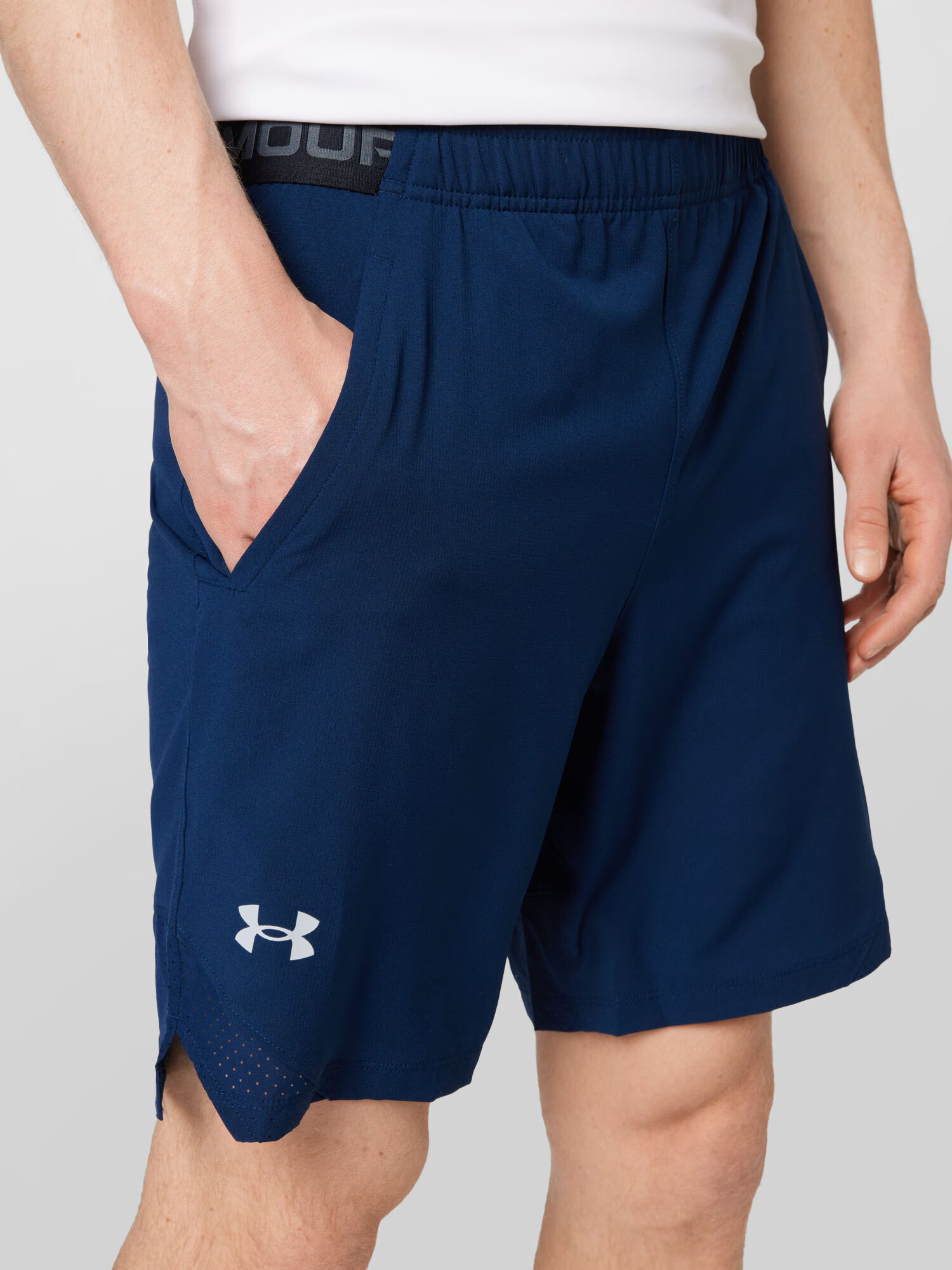 UNDER ARMOUR Športové nohavice 'Vanish' tmavomodrá / čierna / biela - Pepit.sk