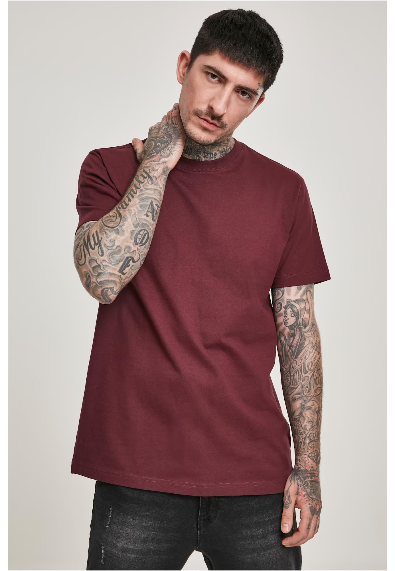 Urban Classics Tričko ' Basic Tee ' vínovo červená - Pepit.sk