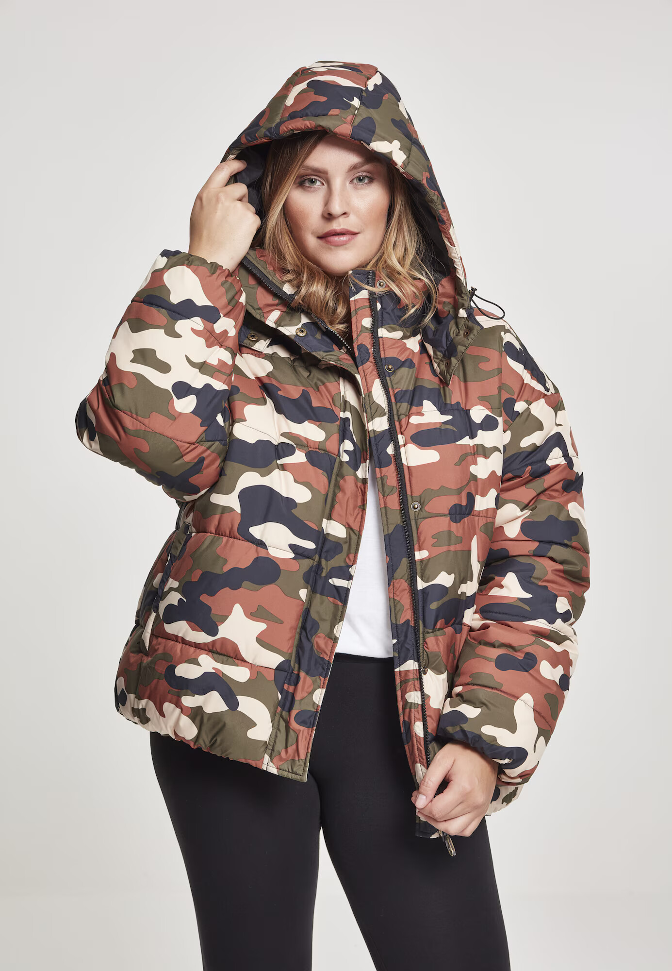 Urban Classics Zimná bunda ' Boyfriend Camo' zmiešané farby - Pepit.sk