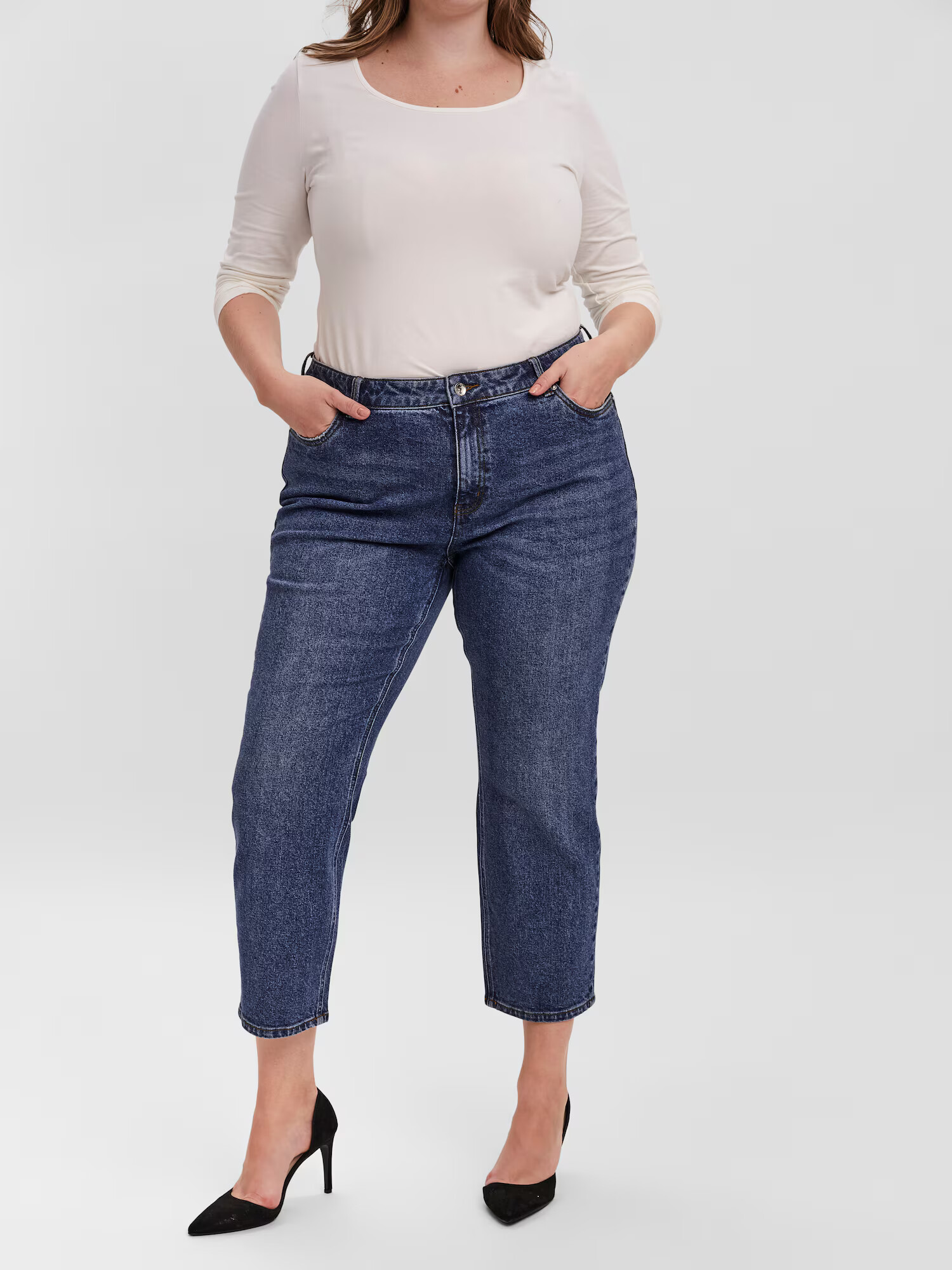 Vero Moda Curve Džínsy 'BRENDA' modrá denim - Pepit.sk