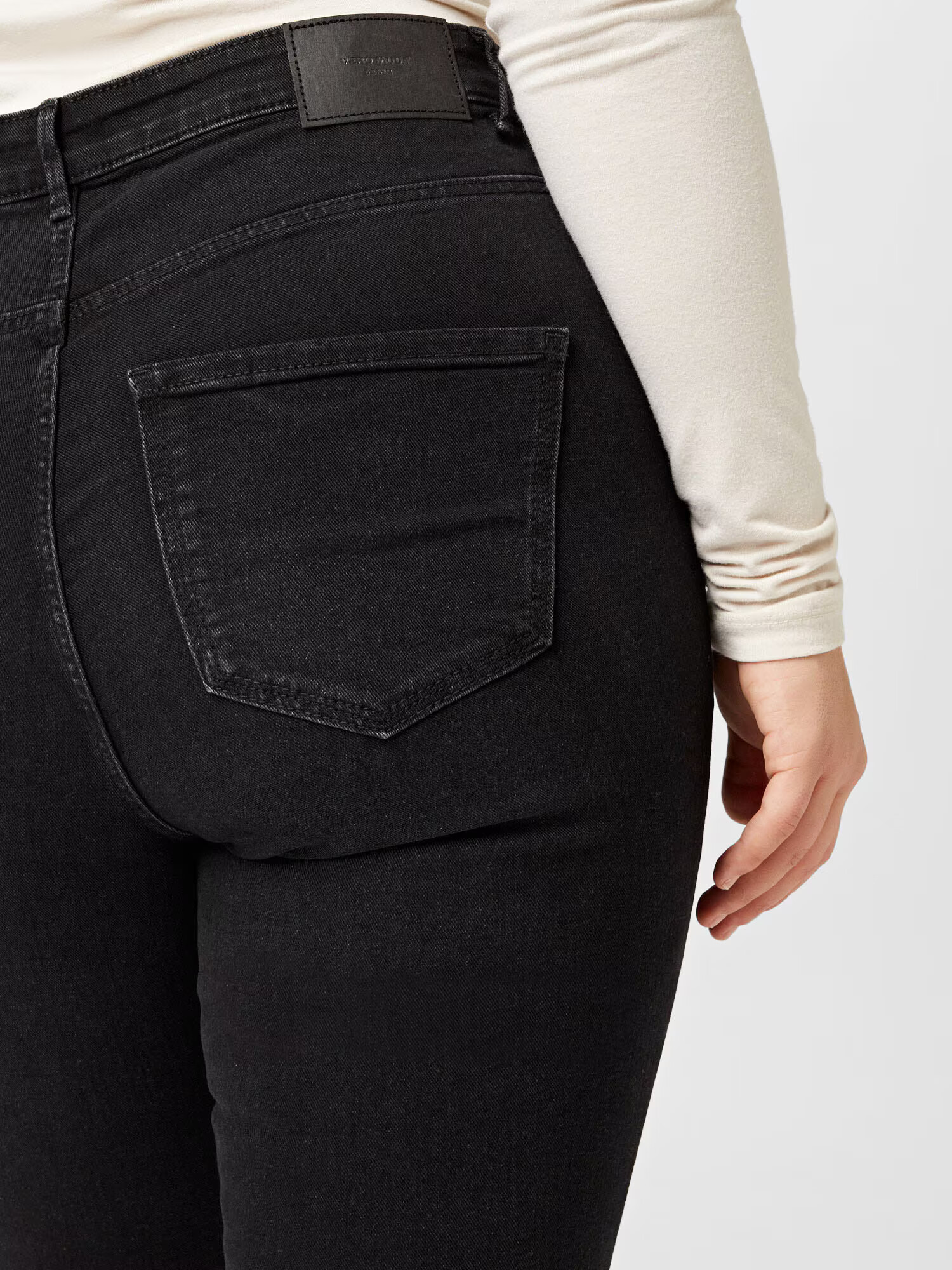 Vero Moda Curve Džínsy 'SOPHIA' čierny denim - Pepit.sk