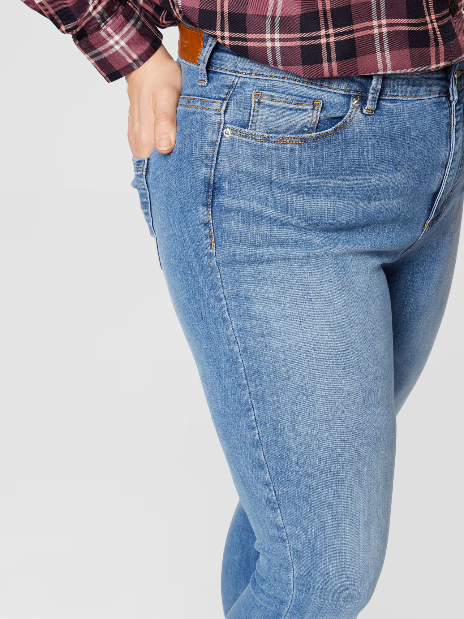 Vero Moda Curve Džínsy 'Sophia' modrá denim - Pepit.sk