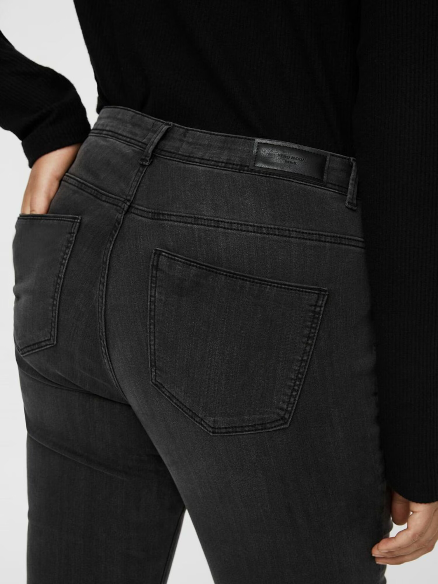 Vero Moda Curve Džínsy 'Tanya' sivý denim - Pepit.sk