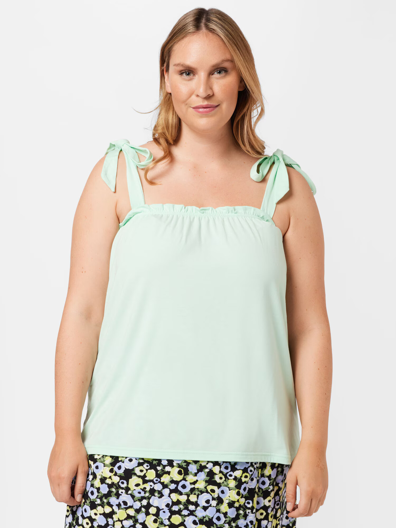 Vero Moda Curve Top 'AILA' svetlozelená - Pepit.sk