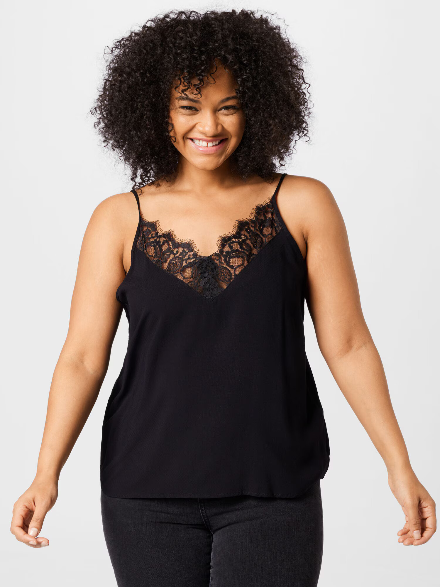 Vero Moda Curve Top 'BEATRIX' čierna - Pepit.sk