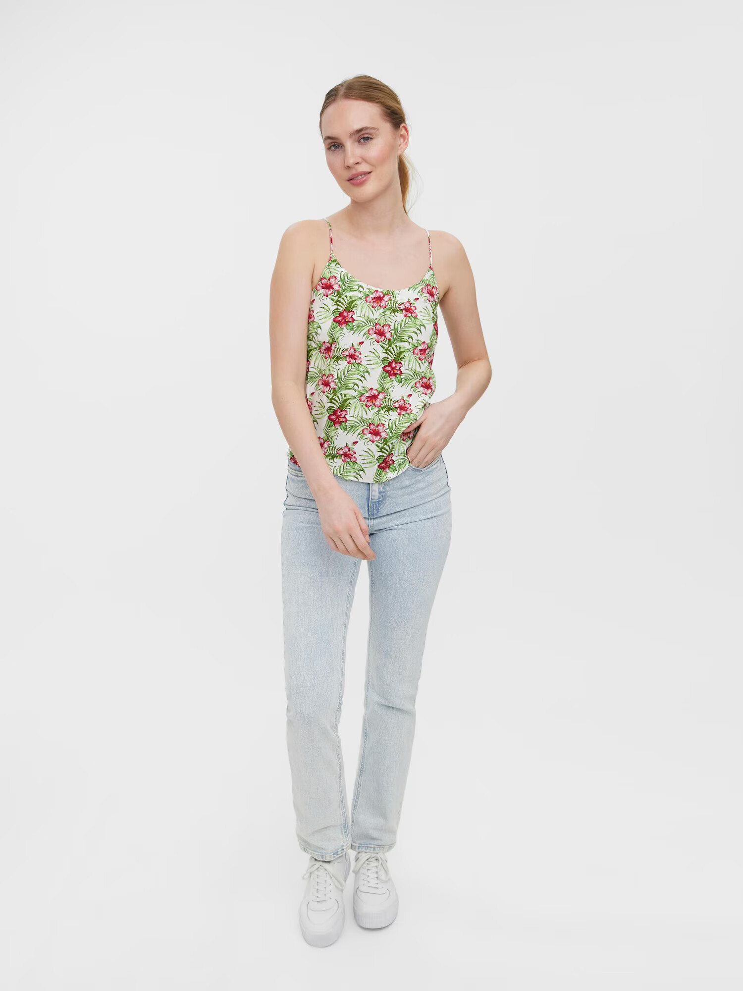 Vero Moda Petite Top 'Easy' zelená / ohnivo červená / biela - Pepit.sk