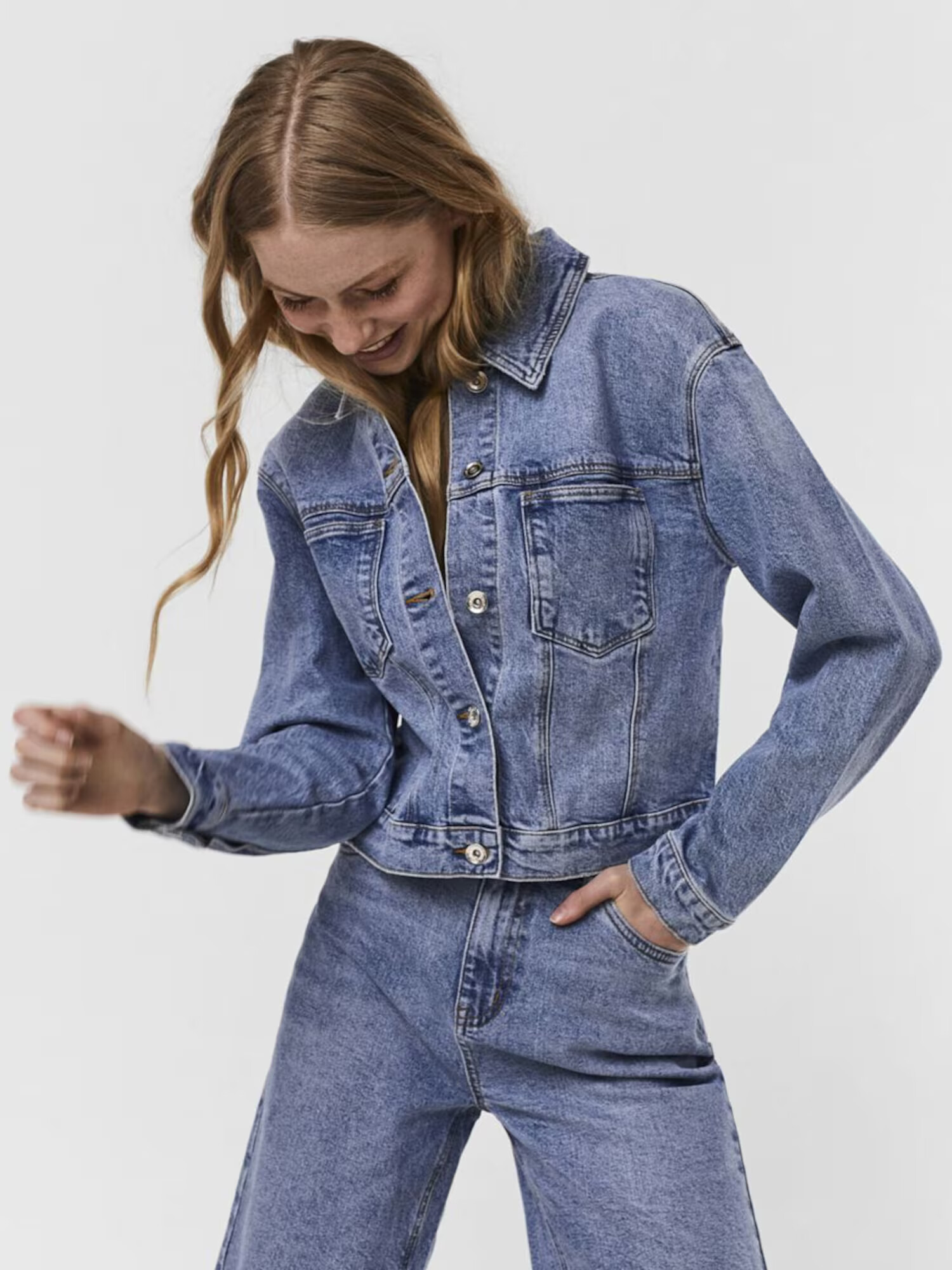 VERO MODA Prechodná bunda 'Brenda' modrá denim - Pepit.sk