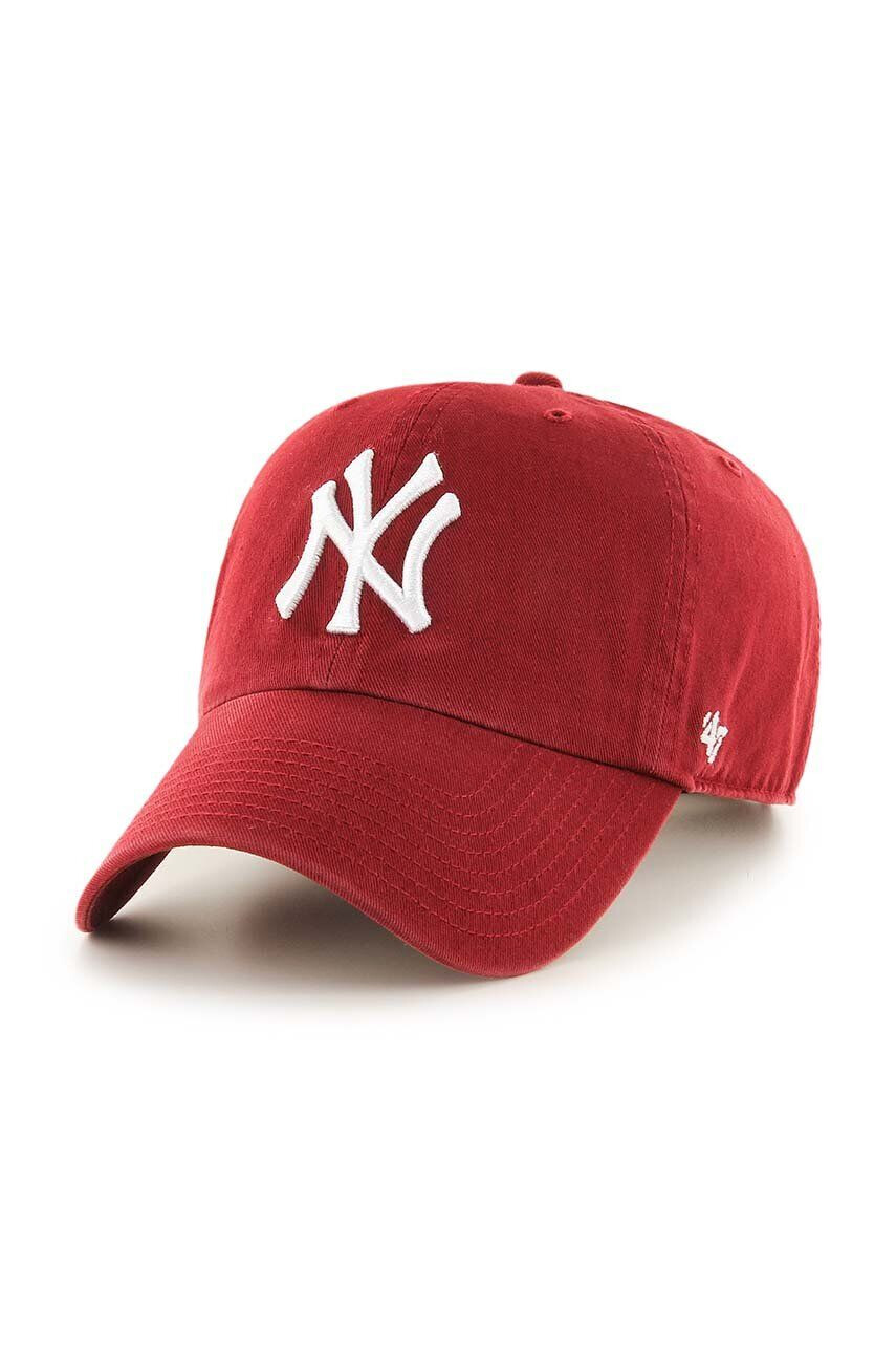 47brand Bavlnená šiltovka MLB New York Yankees červená farba s nášivkou - Pepit.sk