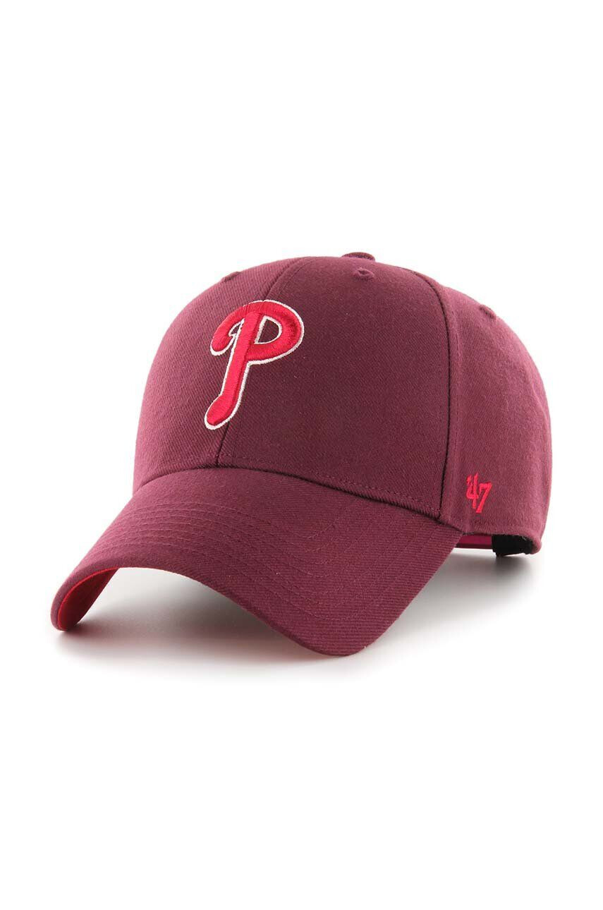 47brand Bavlnená šiltovka MLB Philadelphia Phillies bordová farba s nášivkou - Pepit.sk