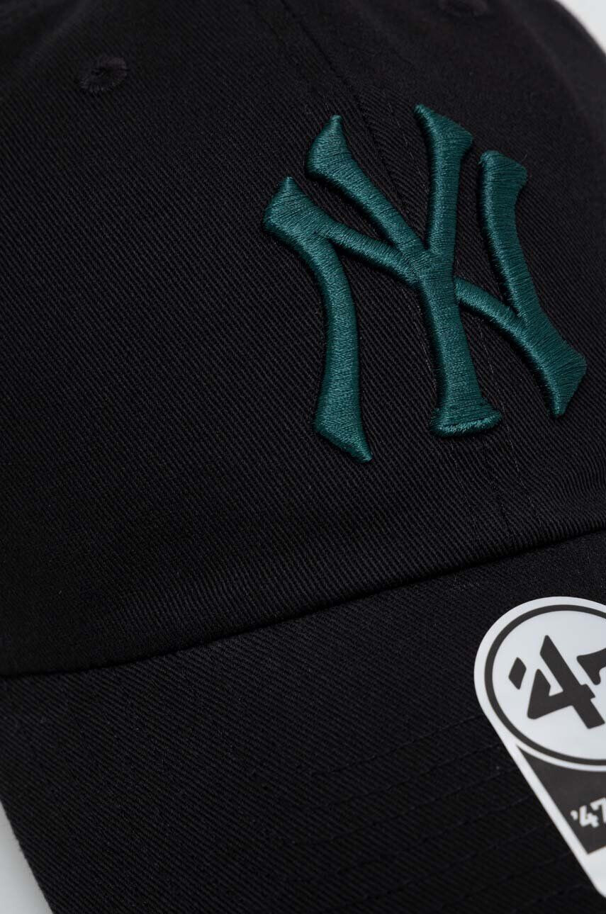 47brand Šiltovka MLB New York Yankees čierna farba s nášivkou - Pepit.sk