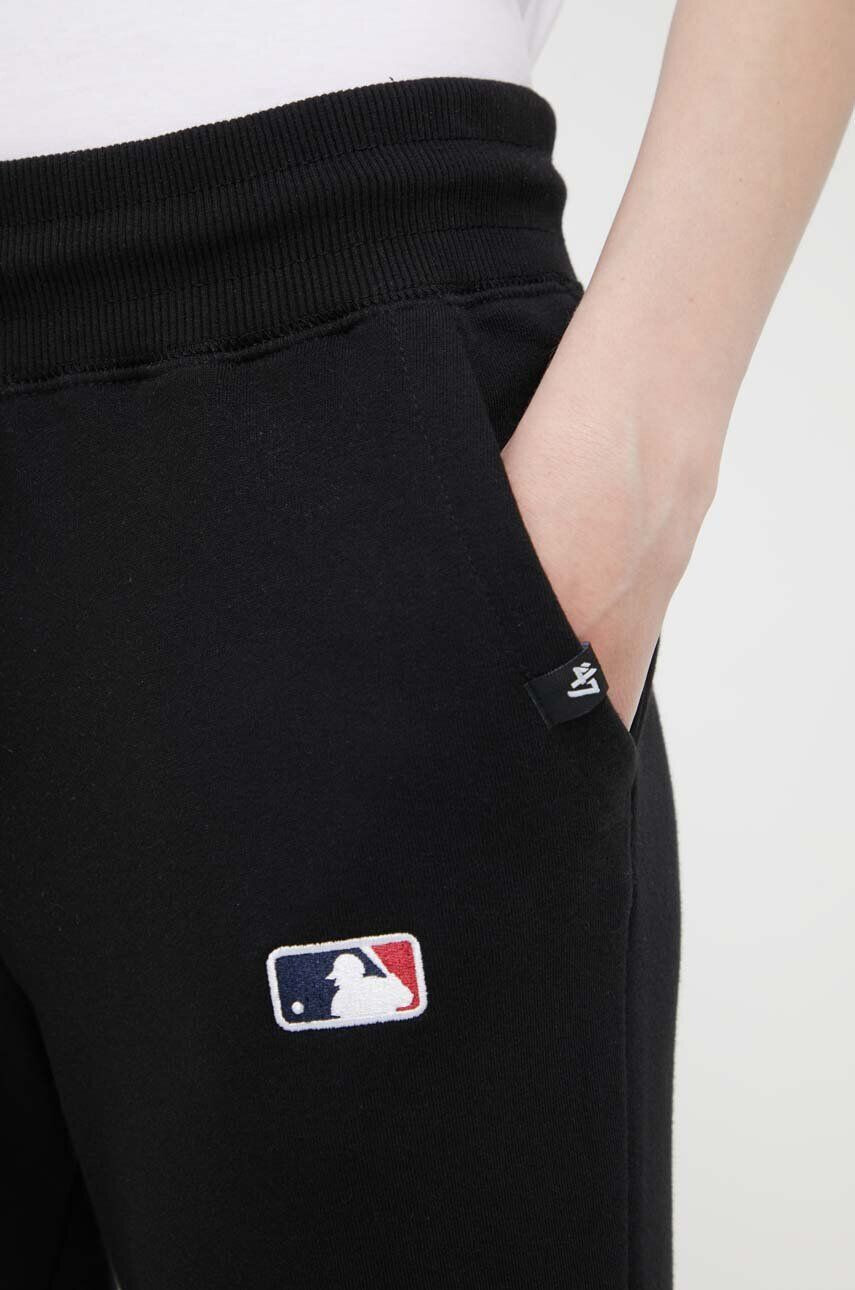 47brand Tepláky MLB Batterman League Logo čierna farba s nášivkou - Pepit.sk