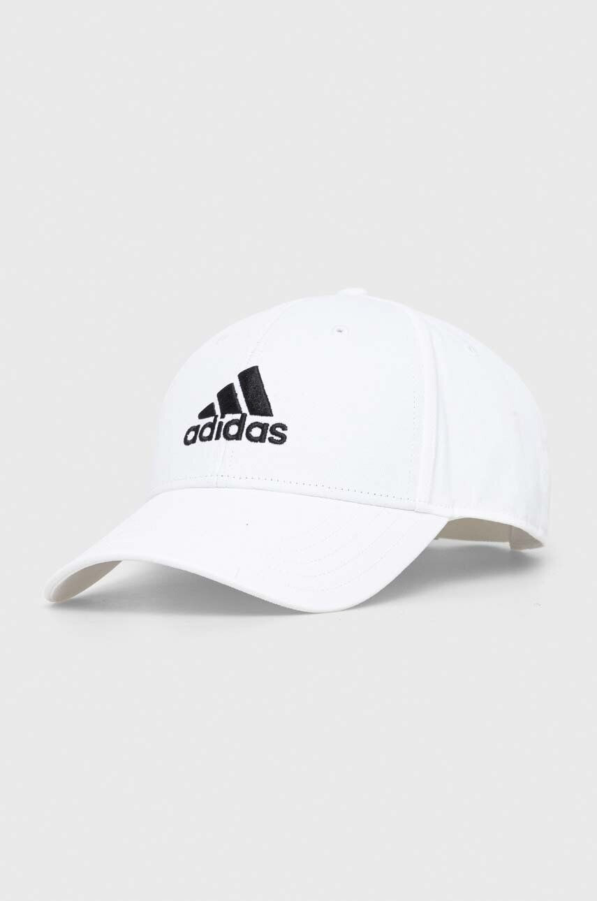 adidas Bavlnená šiltovka biela farba s nášivkou - Pepit.sk