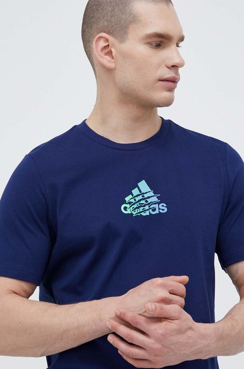 adidas Bavlnené tričko tmavomodrá farba s potlačou - Pepit.sk