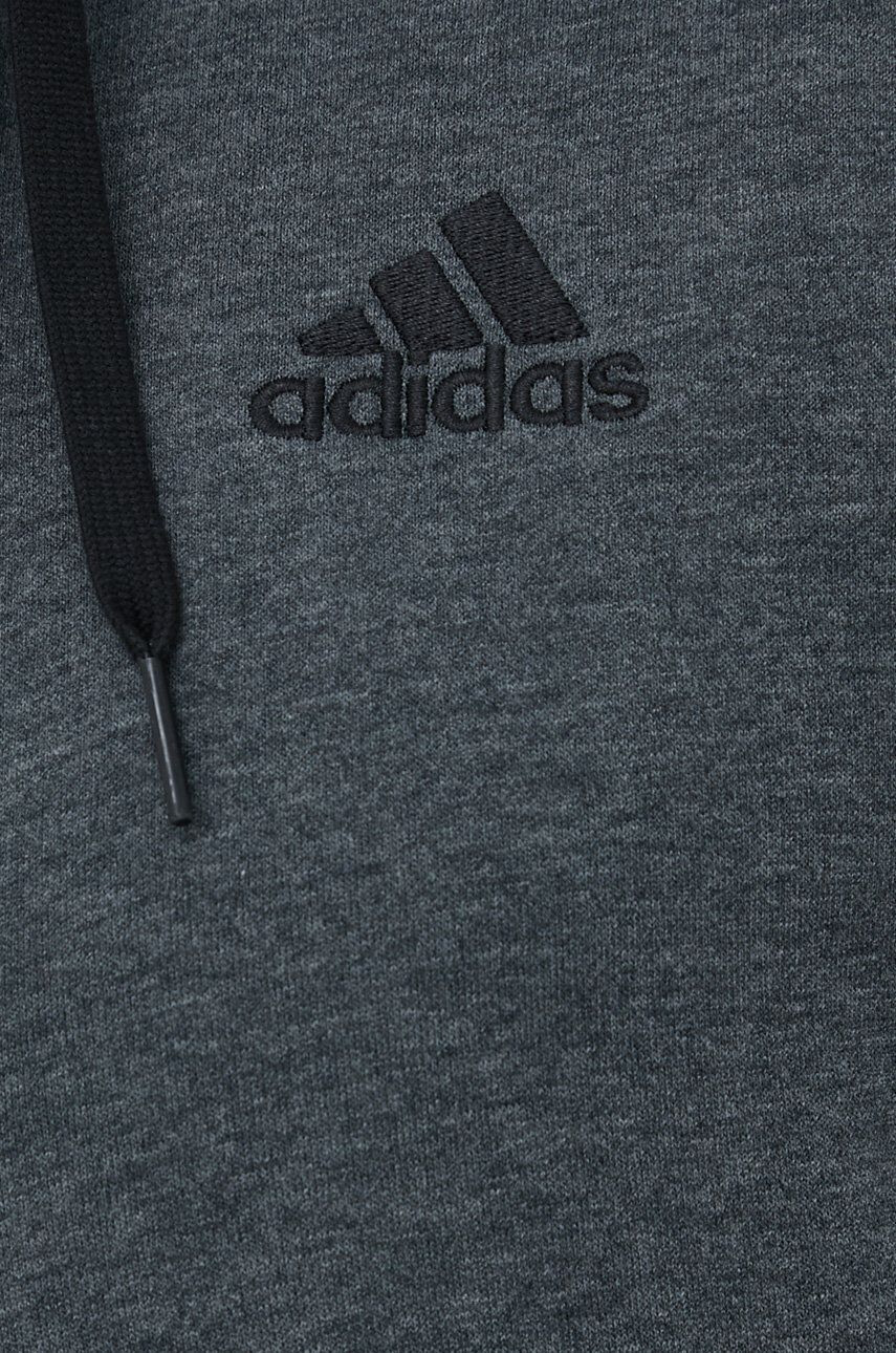 adidas Mikina pánska šedá farba s kapucňou s nášivkou - Pepit.sk