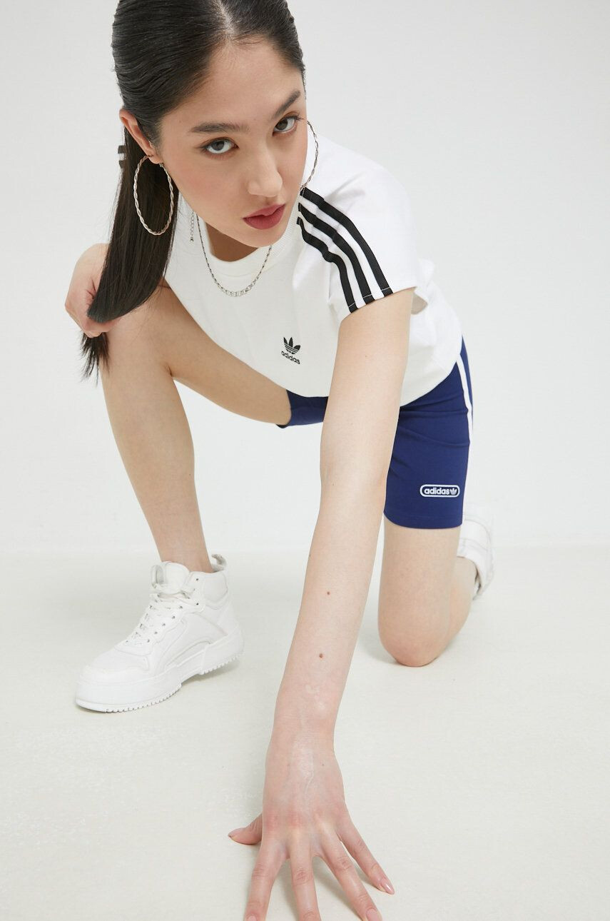 adidas Originals Bavlnené tričko biela farba - Pepit.sk