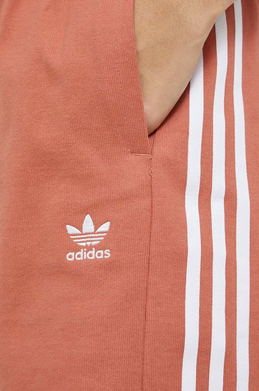 adidas Originals Bavlnené šortky béžová farba - Pepit.sk