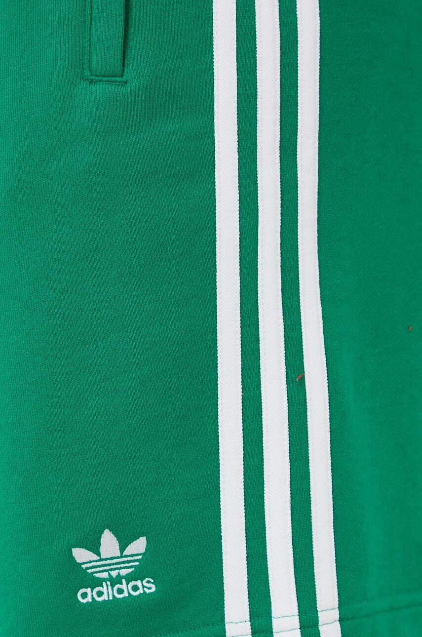 adidas Originals Bavlnené šortky zelená farba - Pepit.sk