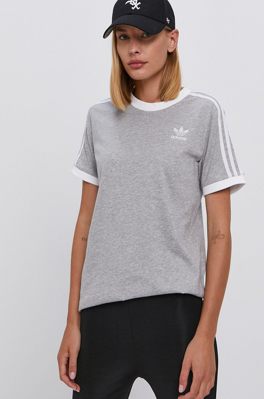 adidas Originals Bavlnené tričko H33576 šedá farba - Pepit.sk