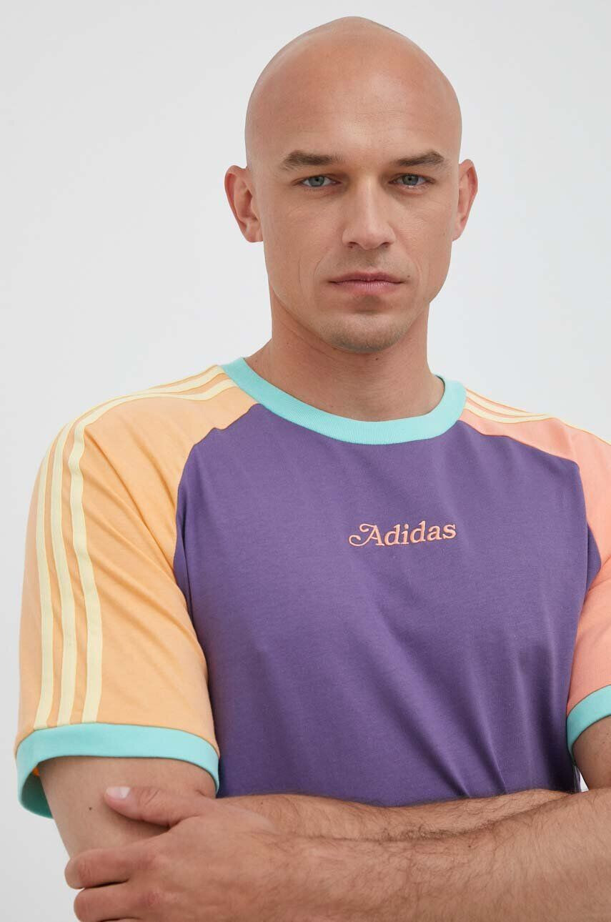 adidas Originals Bavlnené tričko fialová farba vzorované - Pepit.sk