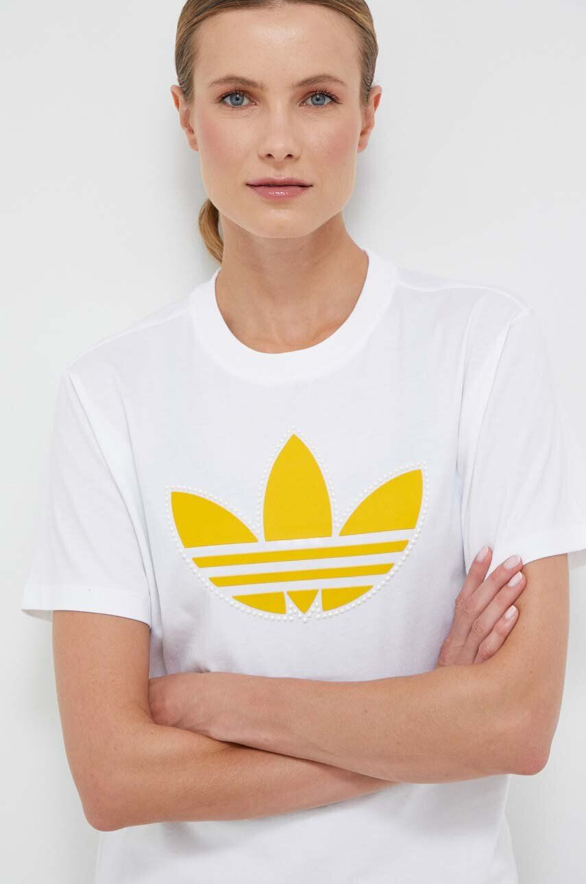 adidas Originals Bavlnené tričko béžová farba - Pepit.sk