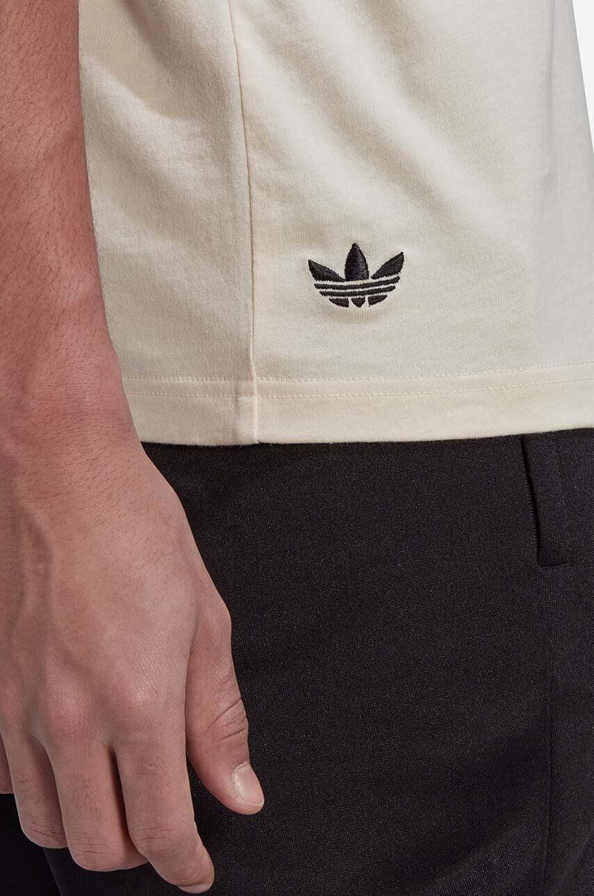 adidas Originals Bavlnené tričko biela farba s nášivkou - Pepit.sk