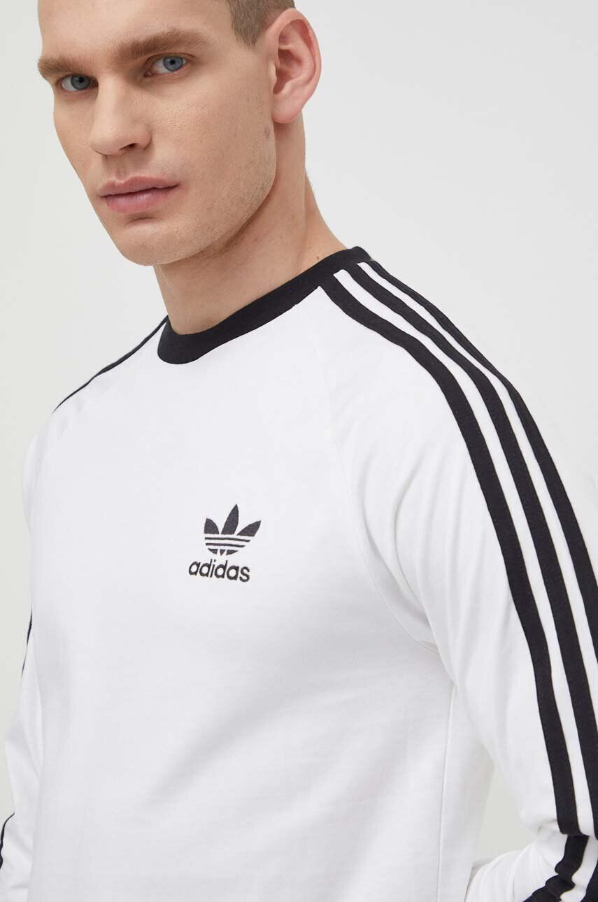 adidas Originals Bavlnené tričko s dlhým rukávom IA4879-WHITE biela farba vzorované - Pepit.sk