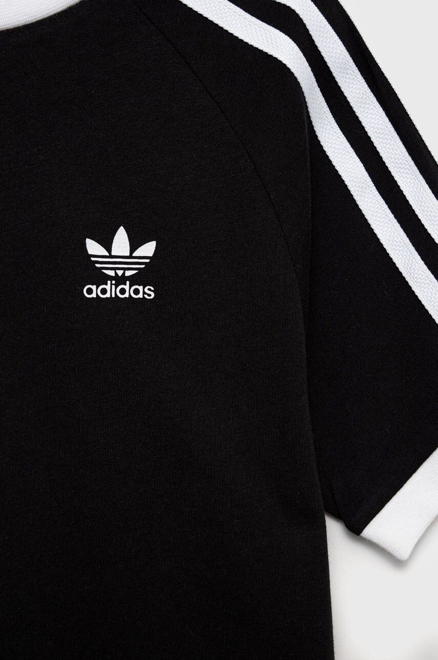 adidas Originals Detské tričko čierna farba s nášivkou - Pepit.sk