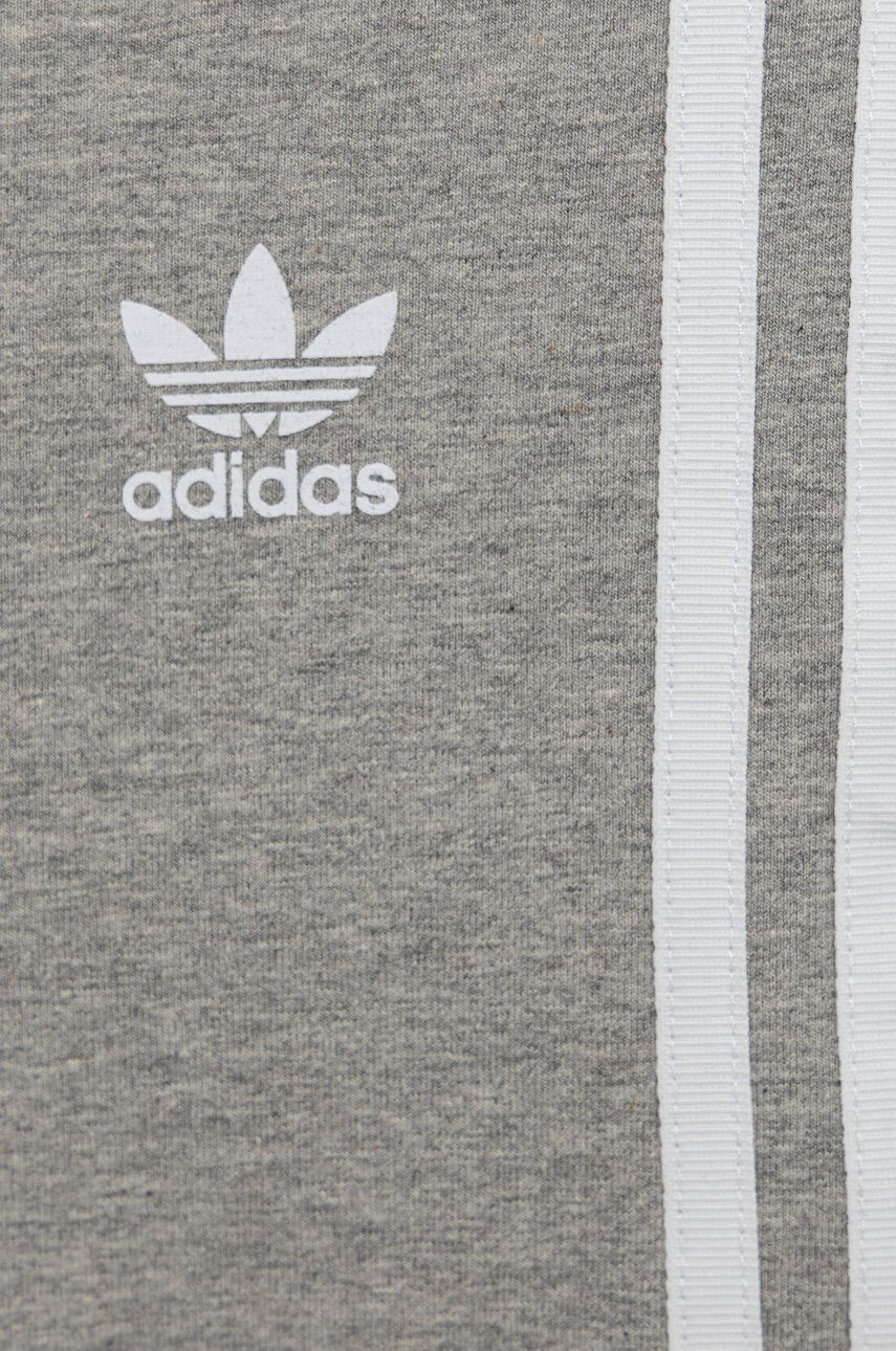 adidas Originals Detské legíny červená farba s nášivkou - Pepit.sk