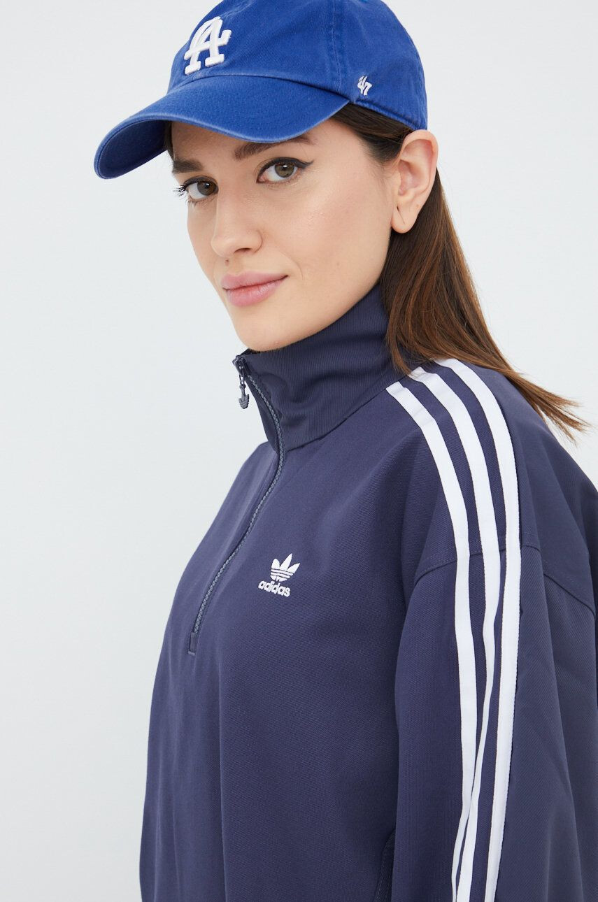 adidas Originals Mikina Adicolor HC4548 dámska fialová farba s nášivkou - Pepit.sk