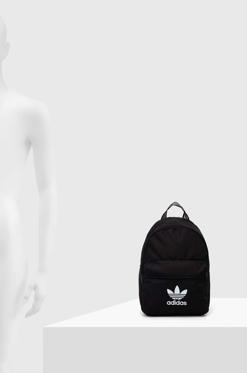 adidas Originals Ruksak čierna farba malý jednofarebný - Pepit.sk