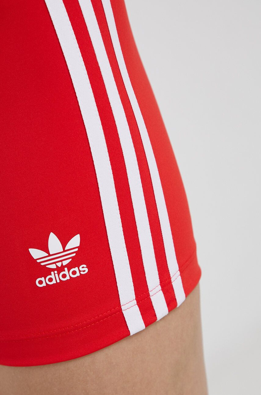 adidas Originals Šortky HC1958-VIVRED dámske červená farba jednofarebné vysoký pás - Pepit.sk