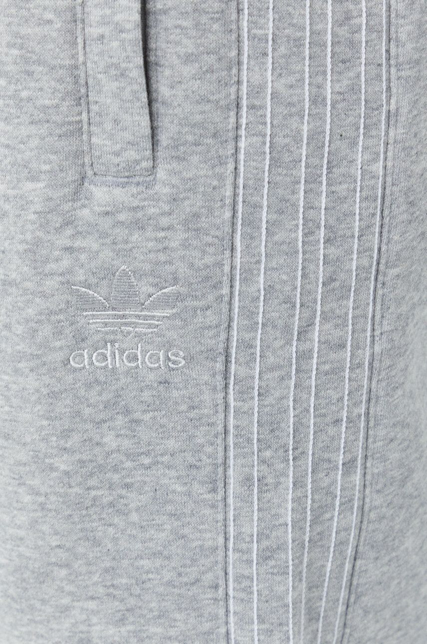 adidas Originals Tepláky IB7321-black čierna farba s nášivkou - Pepit.sk