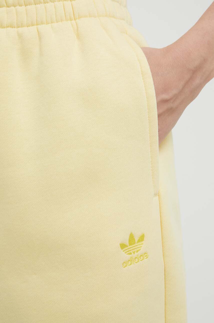 adidas Originals Tepláky žltá farba jednofarebné - Pepit.sk