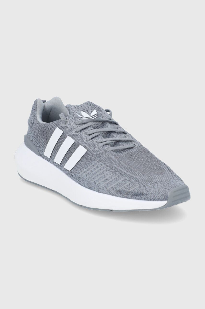 adidas Originals Topánky Swift Run GZ3495-GRETH/WHT šedá farba - Pepit.sk