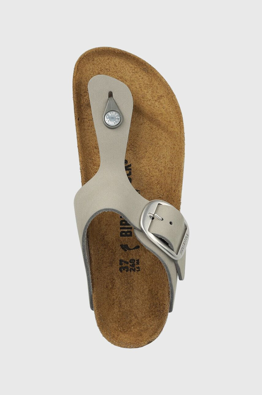 Birkenstock Semišové žabky Gizeh Big Buckle dámske šedá farba na plochom podpätku 1022205 - Pepit.sk