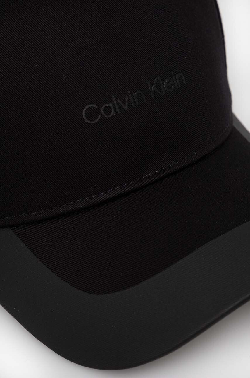 Calvin Klein Bavlnená šiltovka čierna farba jednofarebná - Pepit.sk