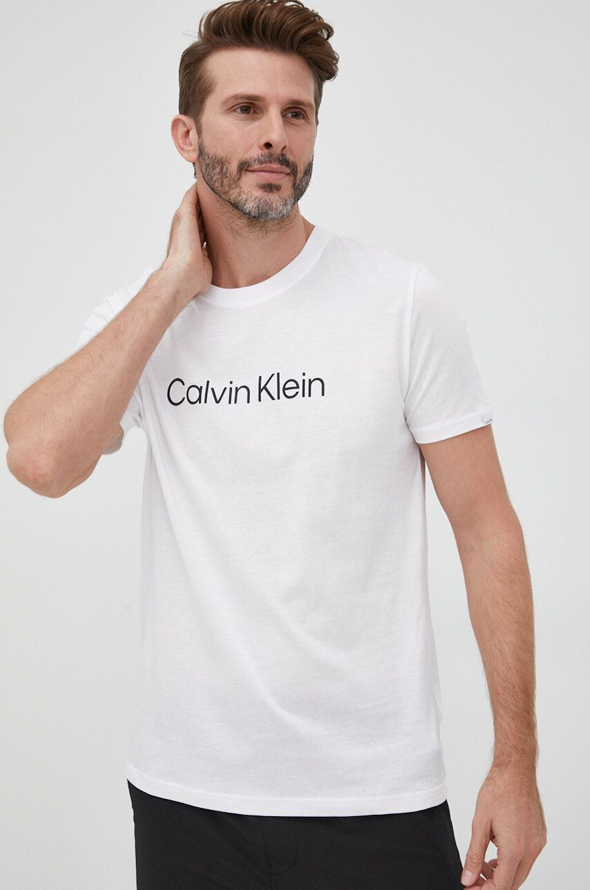 Calvin Klein Bavlnené tričko žltá farba s potlačou - Pepit.sk