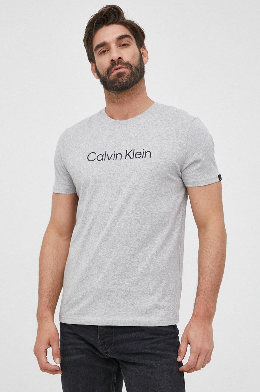 Calvin Klein Bavlnené tričko - Pepit.sk