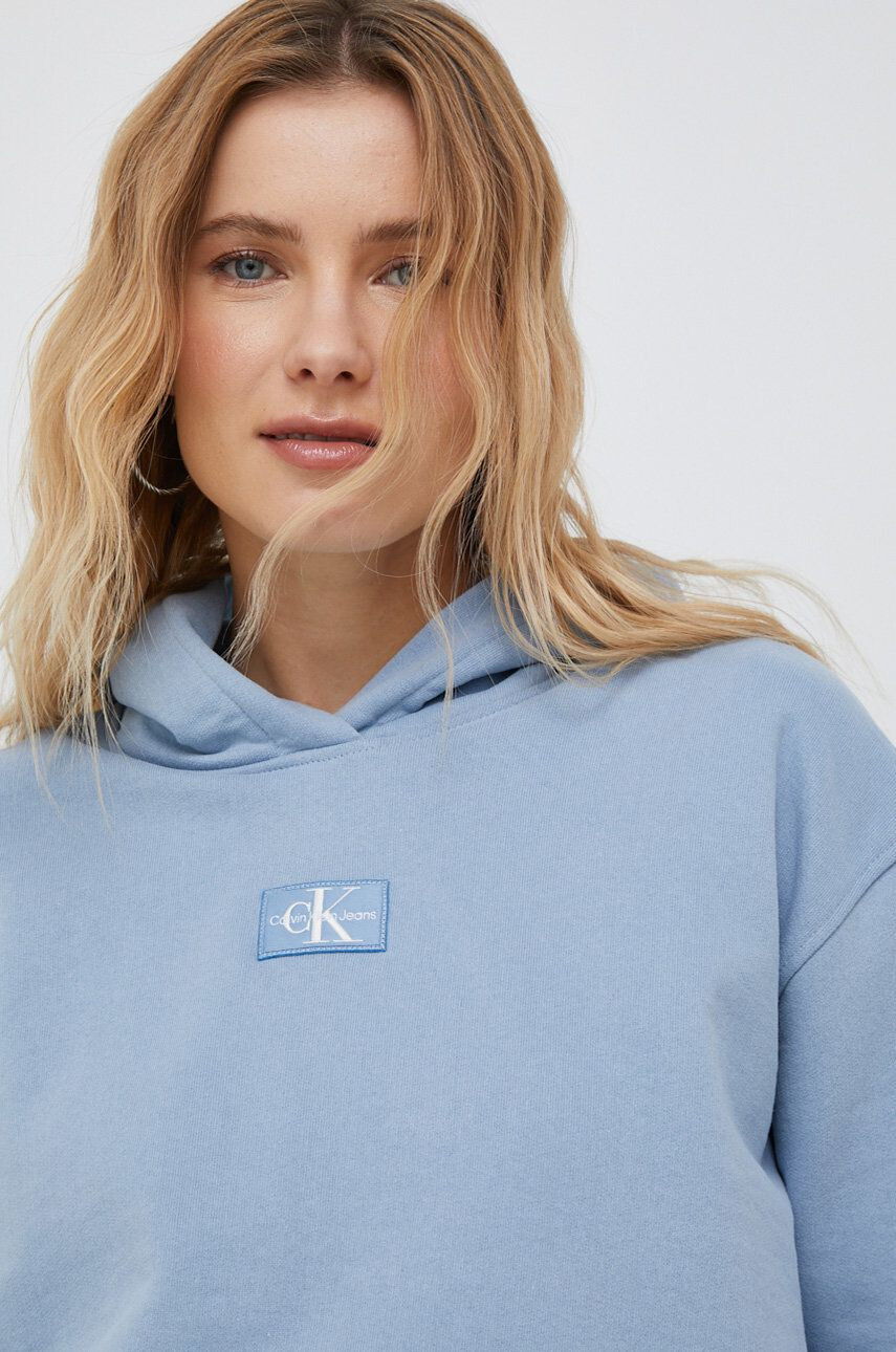 Calvin Klein Jeans Bavlnená mikina dámska fialová farba s kapucňou s nášivkou - Pepit.sk