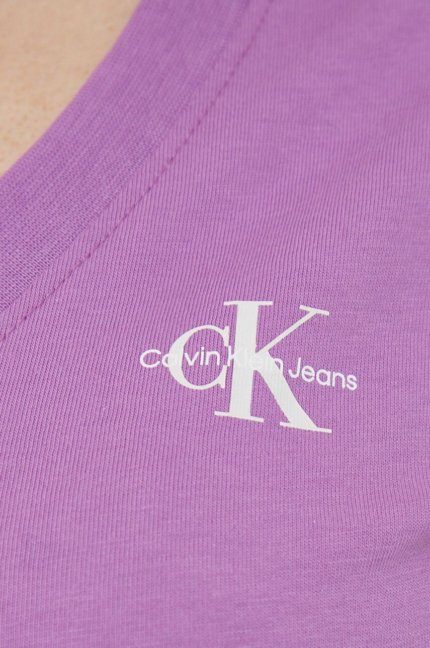 Calvin Klein Jeans Bavlnené tričko fialová farba - Pepit.sk