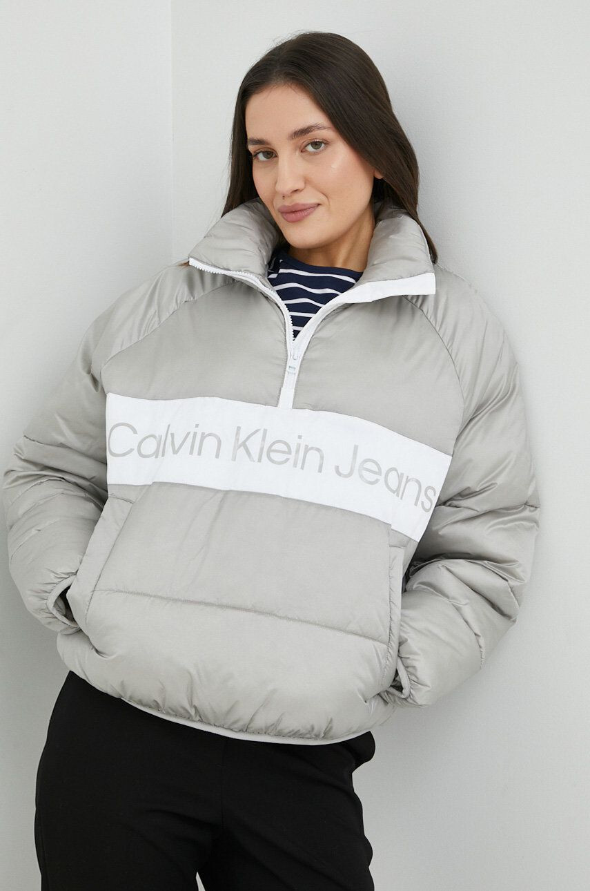 Calvin Klein Jeans Bunda dámska šedá farba zimná oversize - Pepit.sk