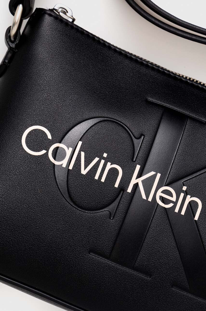 Calvin Klein Jeans Kabelka čierna farba - Pepit.sk