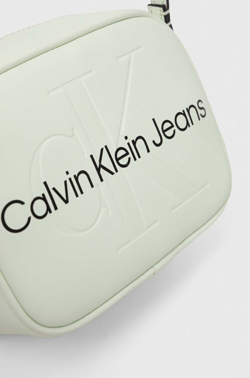 Calvin Klein Jeans Kabelka zelená farba - Pepit.sk